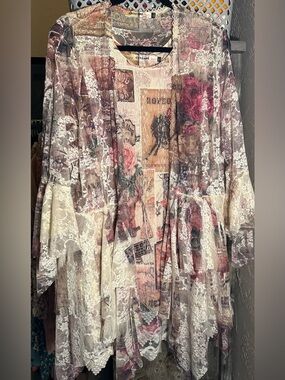Vintage Floral Patchwork tank top and kimono in Blush Rose Rodeo theme.